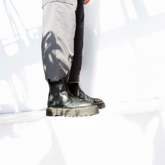 Dr. Martens 2976 platform Chelsea boots (Men's US 10) - Picture 1 of 5